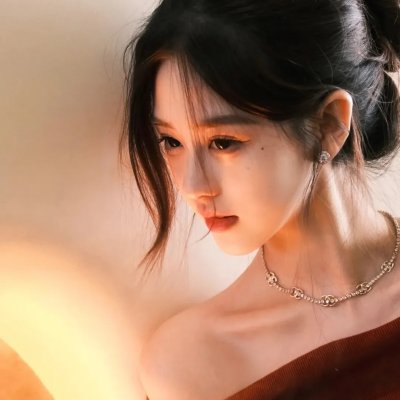 四个春天 封面